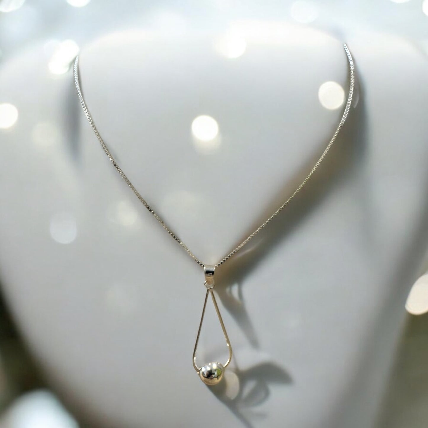 Silver Ball w/ 20" Silver Chain