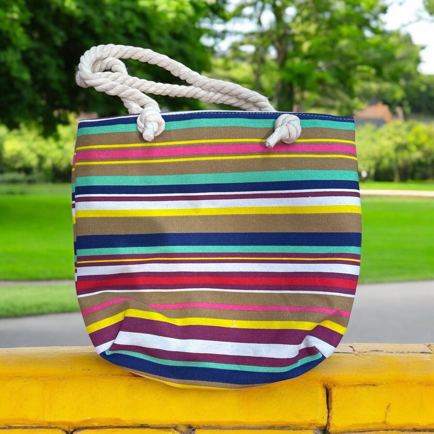 TM - Colorful Striped Beach Tote w Zipper