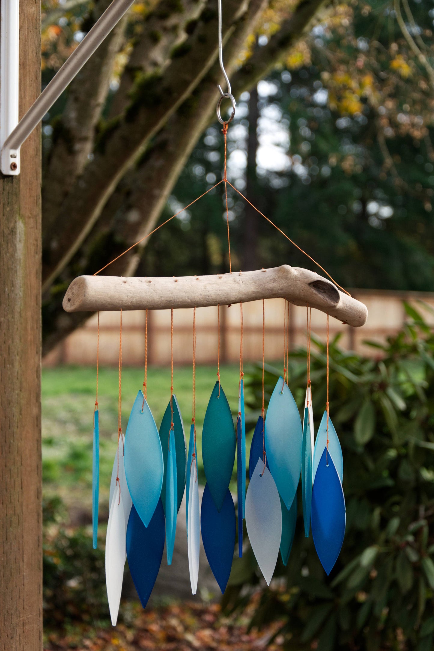 Cohassett - Blue Leaf Tumbled Glass Wind Chime